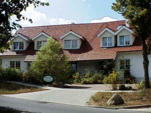 Hotel Lindenstrasse Neuenhagen bei Berlin Extérieur photo